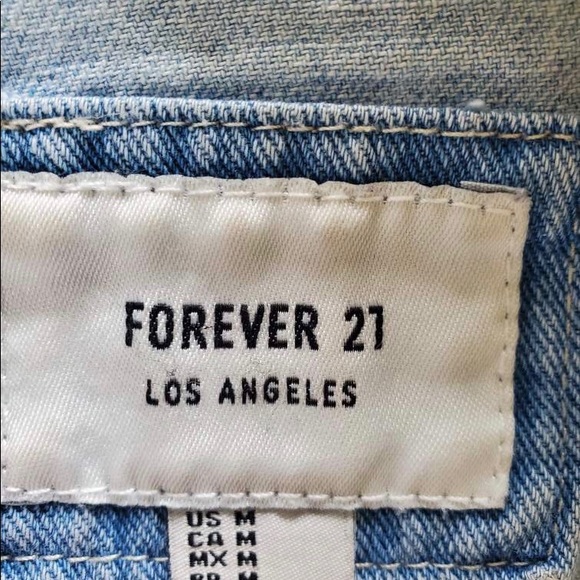 Light wash jean jacket - Picture 2 of 2